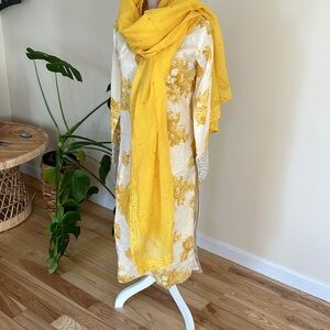 Elegant Yellow Beaded Long Sleeve Dress saree Indian wedding dress